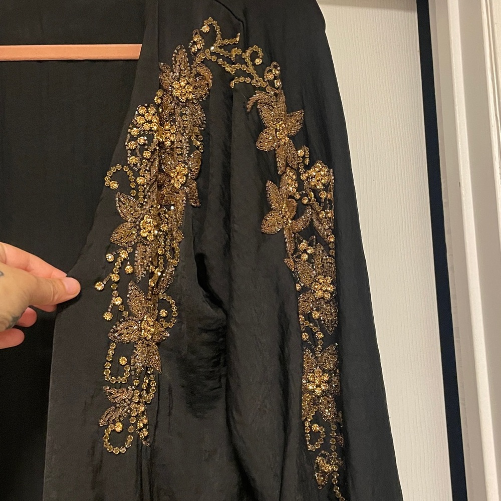 Black Kimono With Gold Embroidery Made In Uae View 2